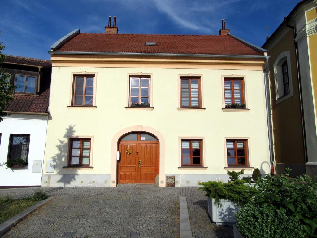 Apartman U Kostela Veseli nad Moravou Exterior photo